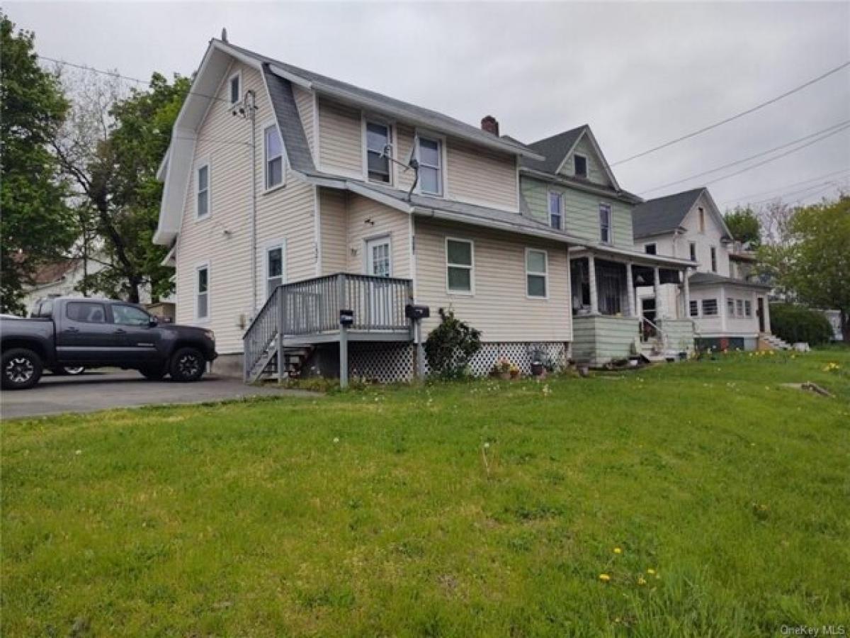 Picture of Home For Sale in Newburgh, New York, United States