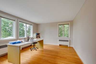 Home For Sale in Lincoln, Massachusetts