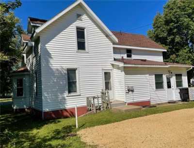 Home For Sale in Menomonie, Wisconsin