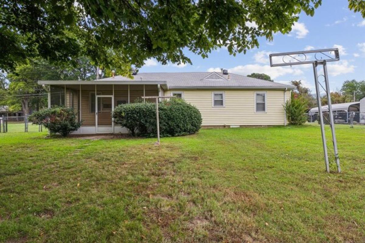 Picture of Home For Sale in Broken Arrow, Oklahoma, United States