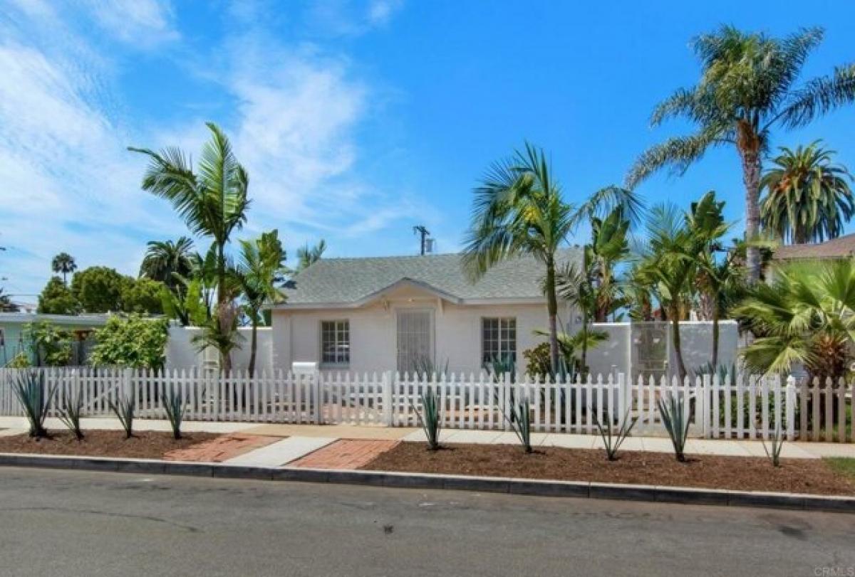 Picture of Home For Sale in Oceanside, California, United States