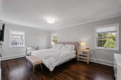 Home For Sale in Scarsdale, New York