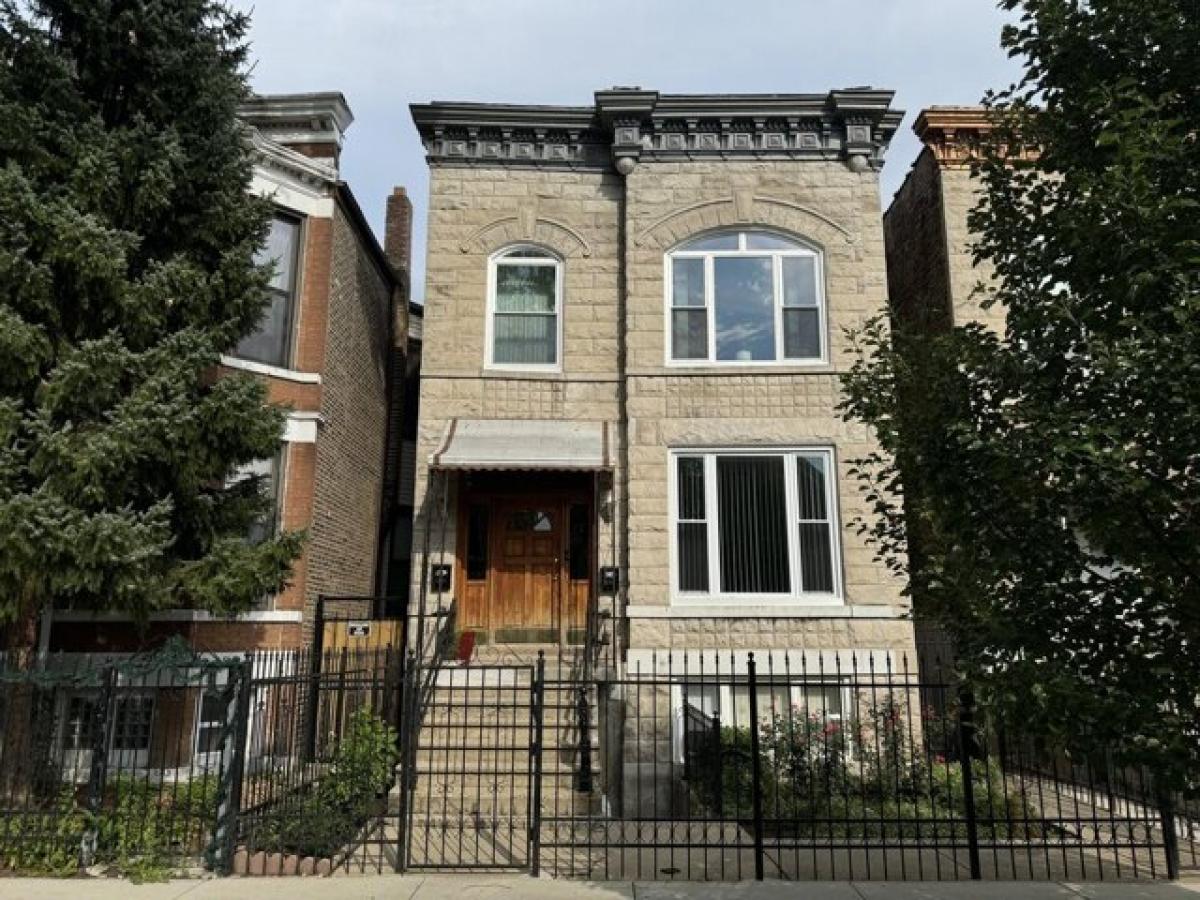 Picture of Home For Rent in Chicago, Illinois, United States