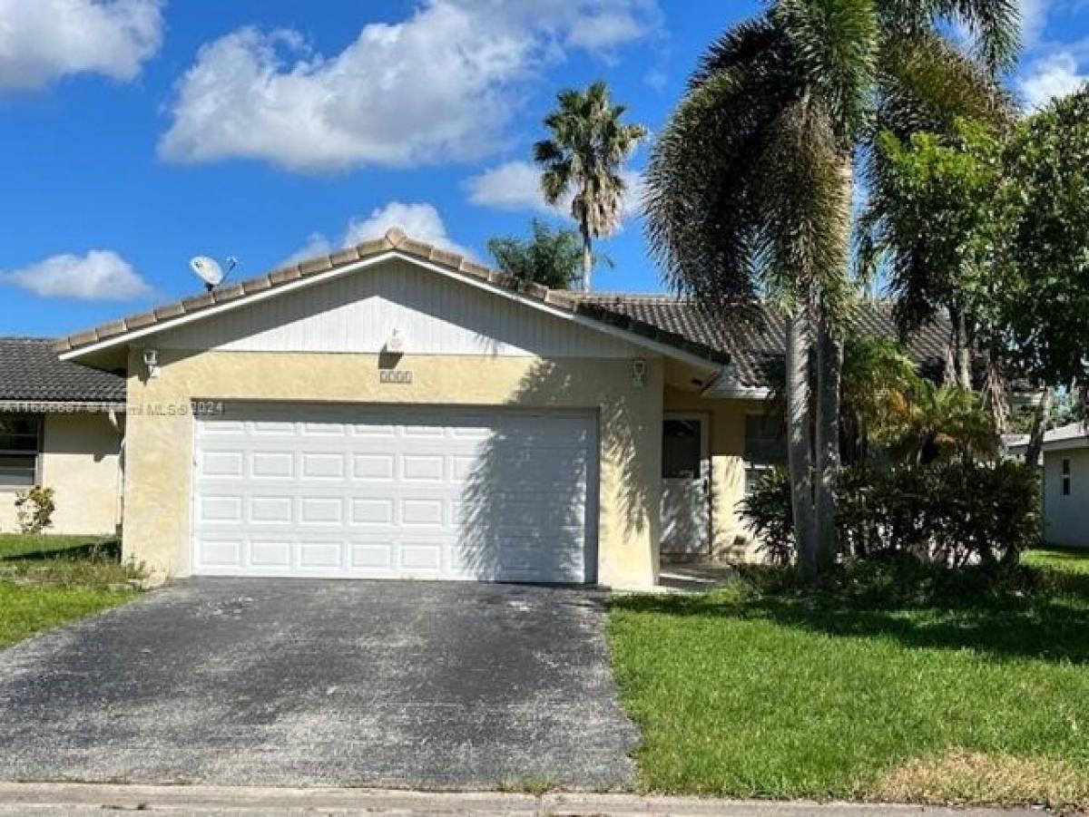 Picture of Home For Sale in Coral Springs, Florida, United States