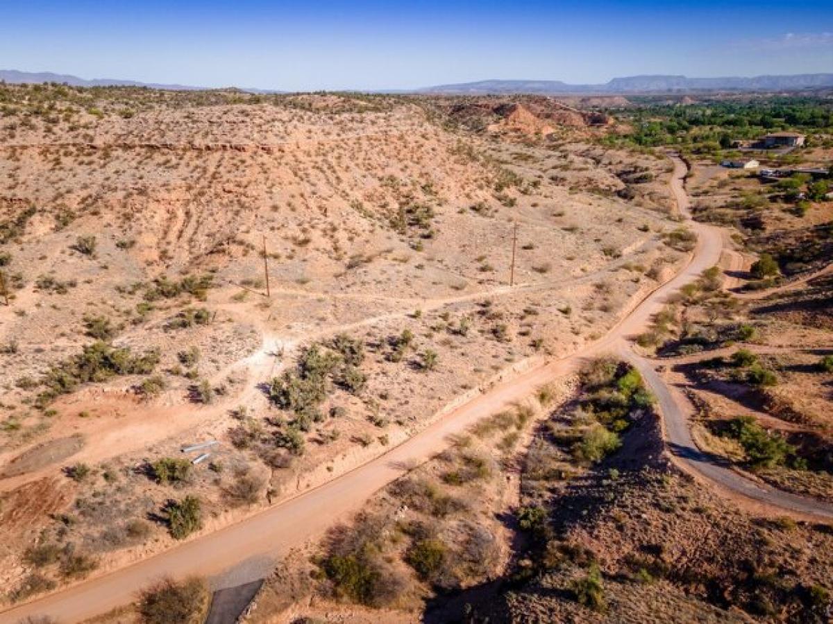 Picture of Residential Land For Sale in Cornville, Arizona, United States