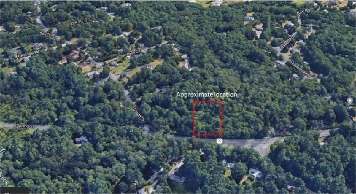 Picture of Residential Land For Sale in Medfield, Massachusetts, United States