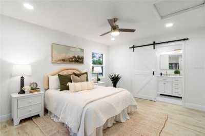 Home For Sale in Saint Petersburg, Florida