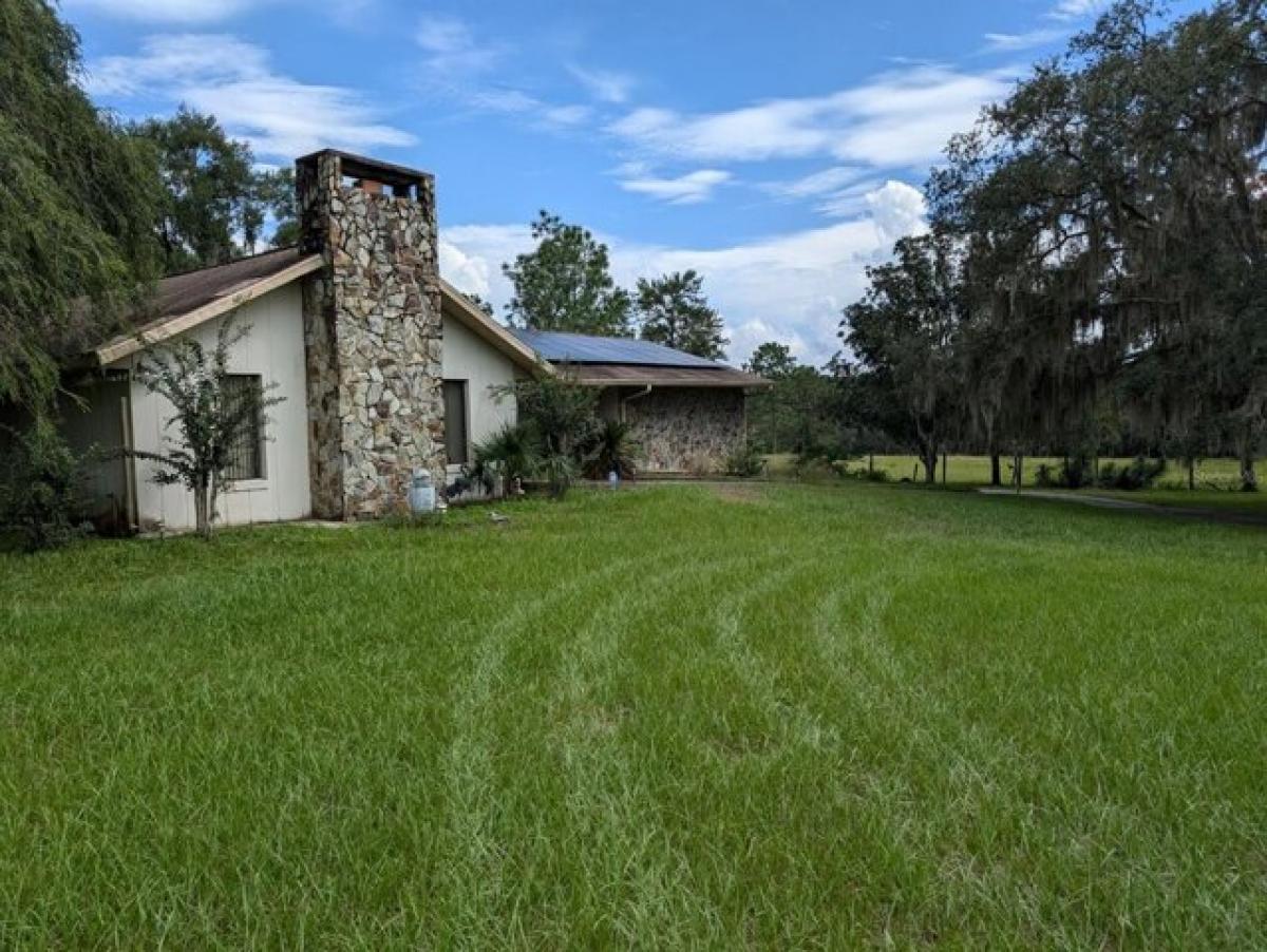 Picture of Home For Sale in Floral City, Florida, United States