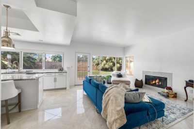 Home For Sale in Palmdale, California