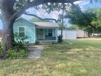 Home For Sale in Graford, Texas