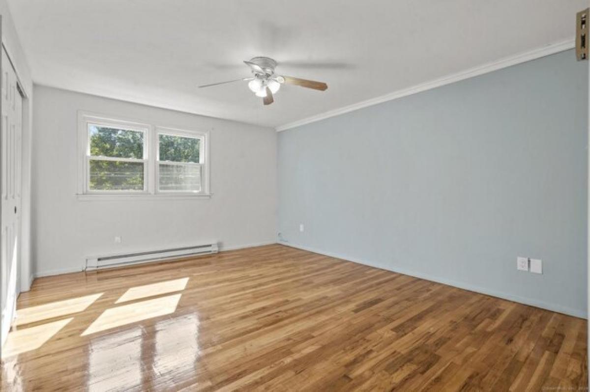 Picture of Home For Rent in Naugatuck, Connecticut, United States