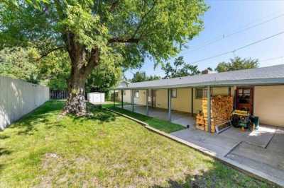 Home For Sale in Weed, California