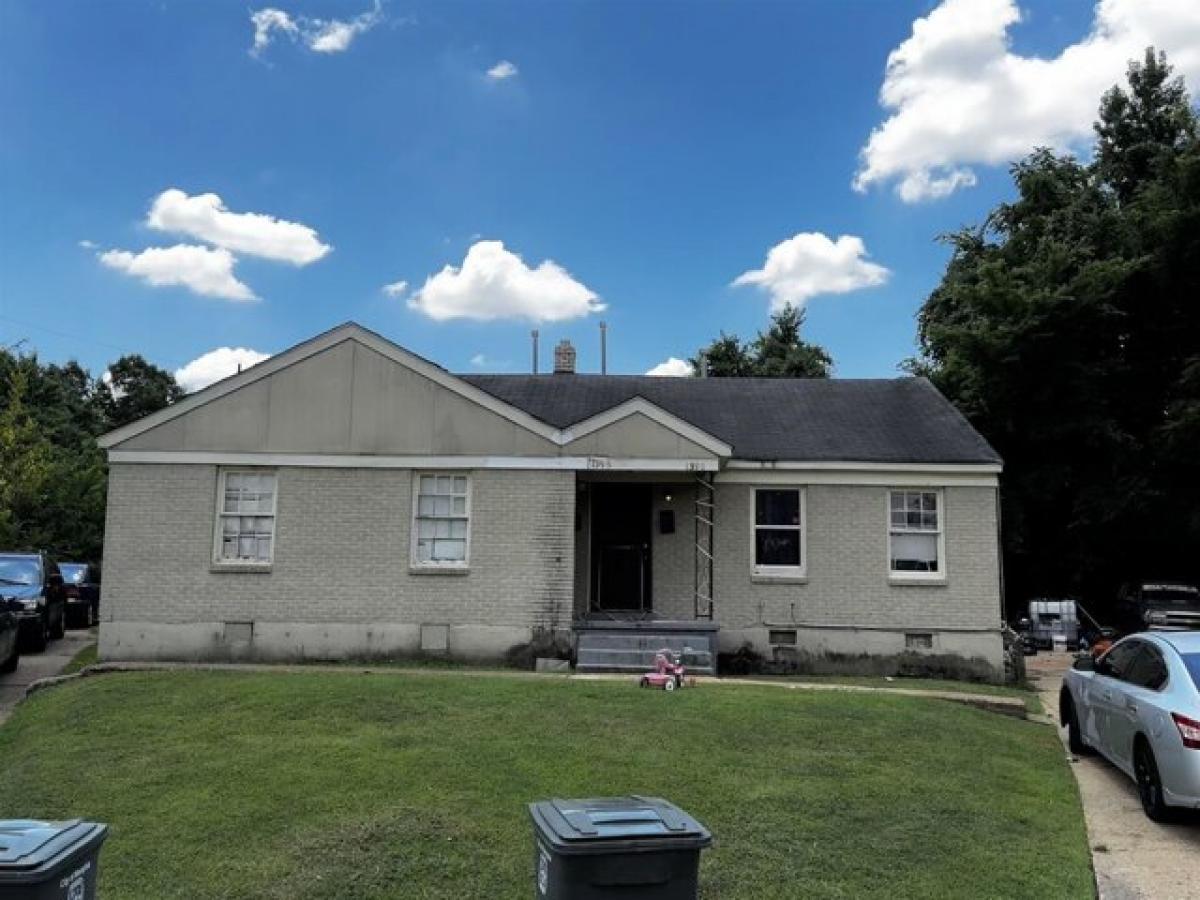 Picture of Home For Sale in Memphis, Tennessee, United States