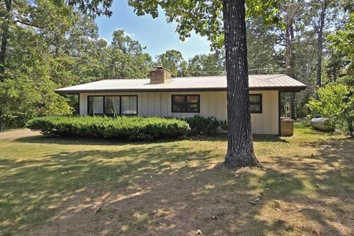 Picture of Home For Sale in Cherokee Village, Arkansas, United States