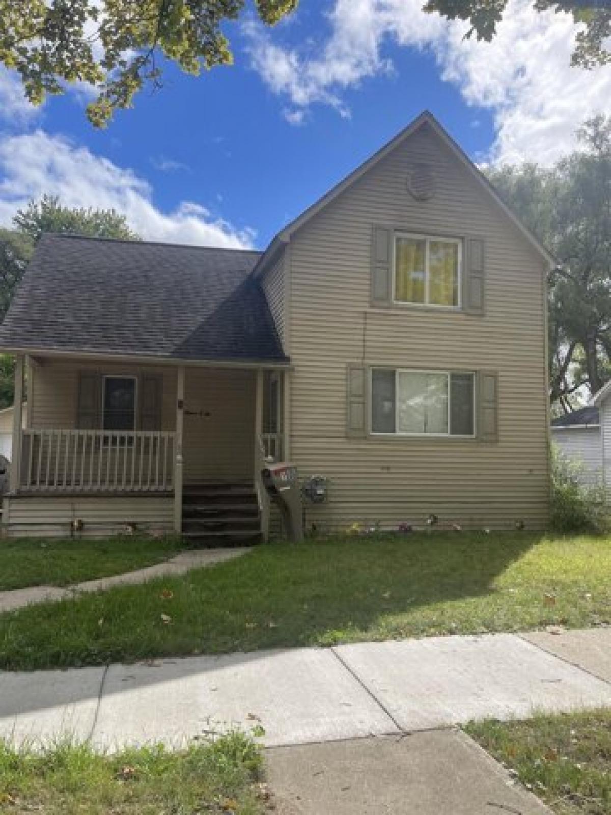 Picture of Home For Sale in Saginaw, Michigan, United States