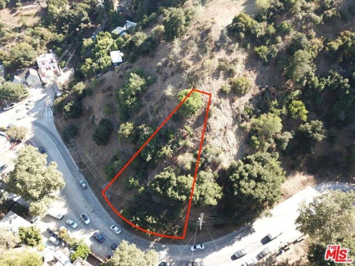 Picture of Residential Land For Sale in Los Angeles, California, United States