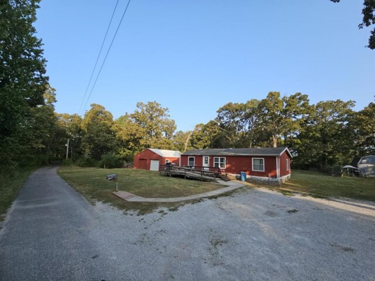 Picture of Home For Sale in Grove, Oklahoma, United States