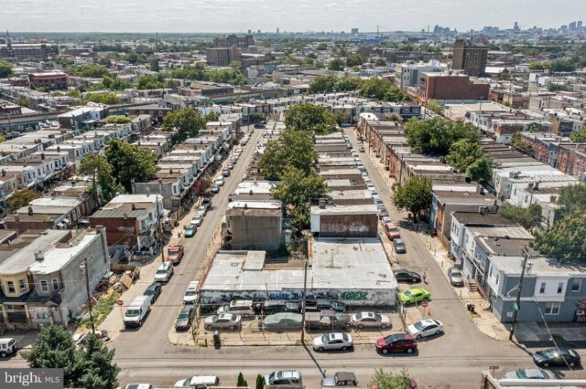 Picture of Residential Land For Sale in Philadelphia, Pennsylvania, United States