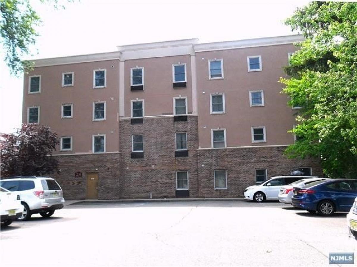 Picture of Apartment For Rent in Bergenfield, New Jersey, United States