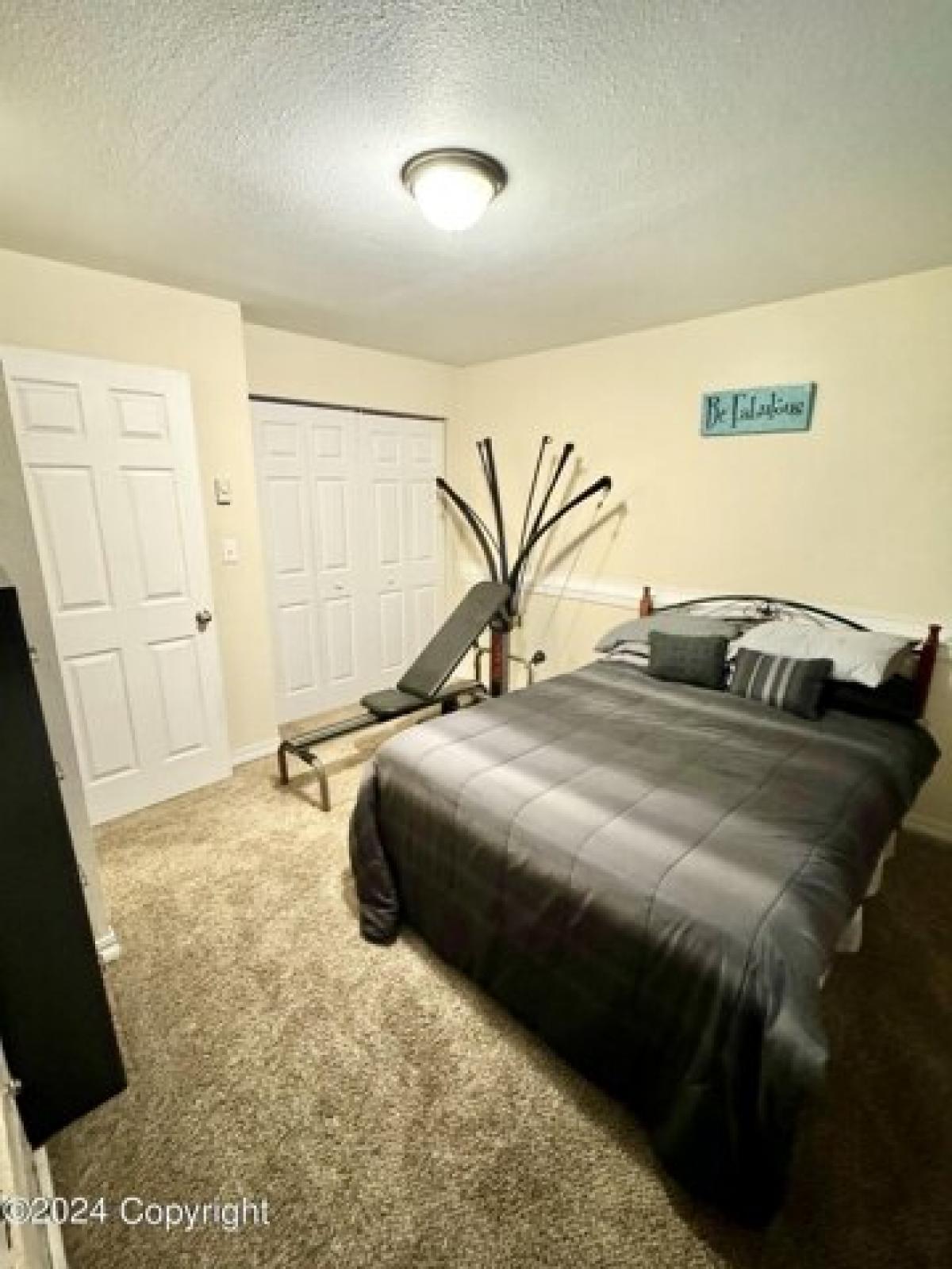 Picture of Home For Sale in Gillette, Wyoming, United States