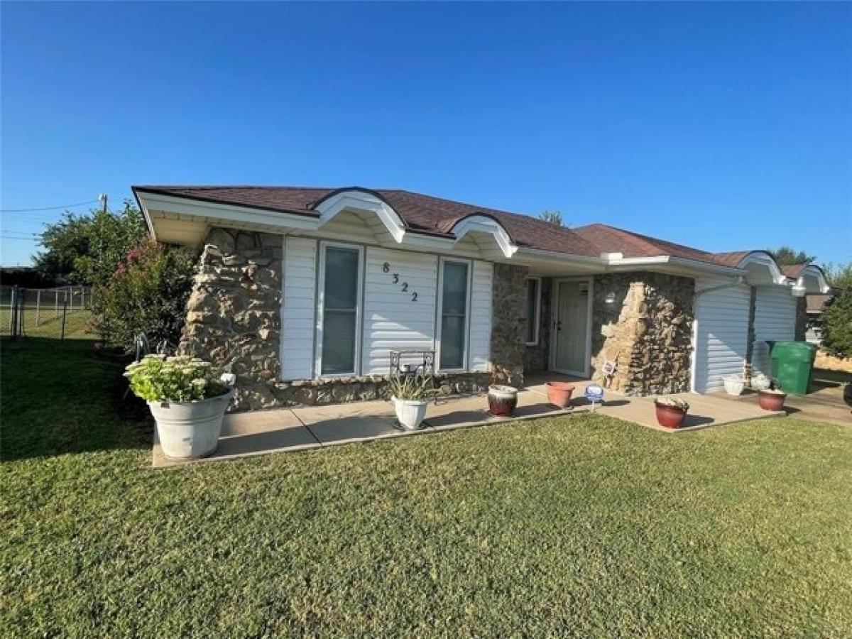 Picture of Home For Sale in Spencer, Oklahoma, United States