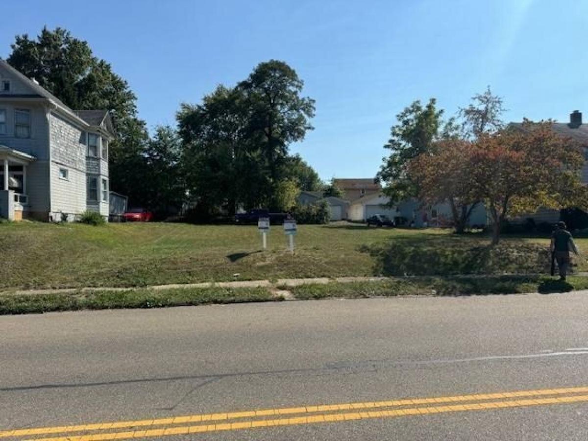 Picture of Residential Land For Rent in Alliance, Ohio, United States