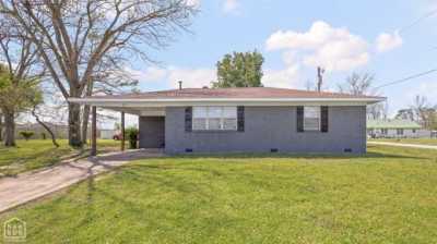 Home For Sale in Walnut Ridge, Arkansas