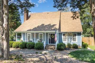 Home For Sale in Charlotte, North Carolina