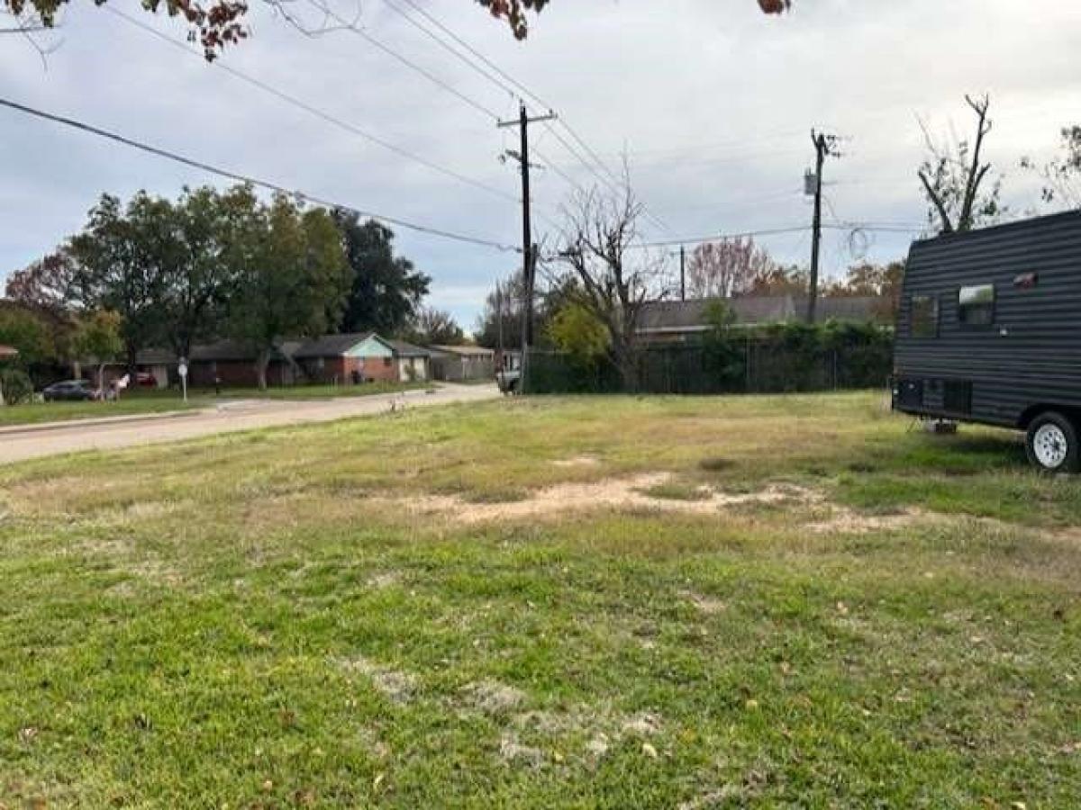 Picture of Residential Land For Sale in Texas City, Texas, United States