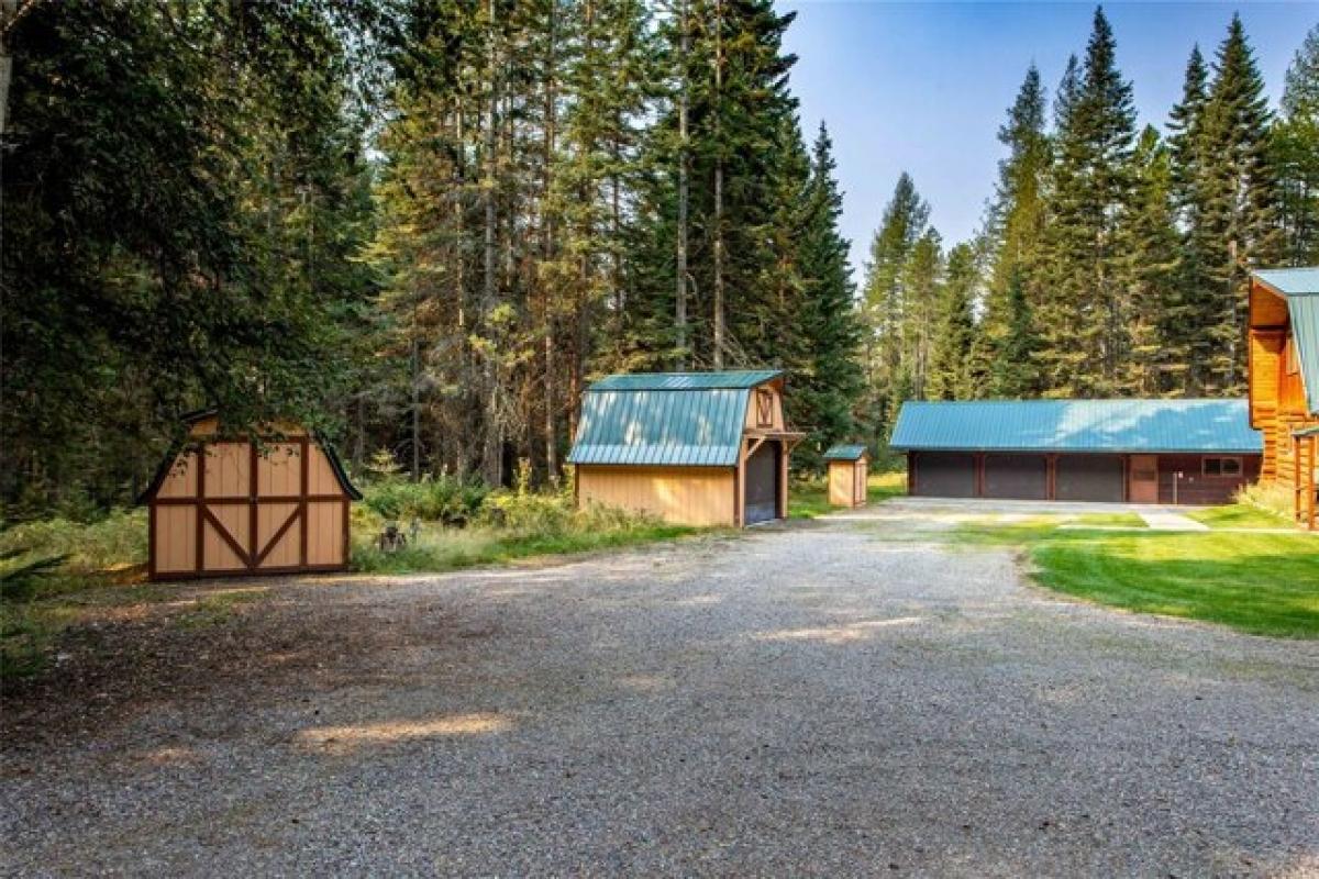 Picture of Home For Sale in Bigfork, Montana, United States