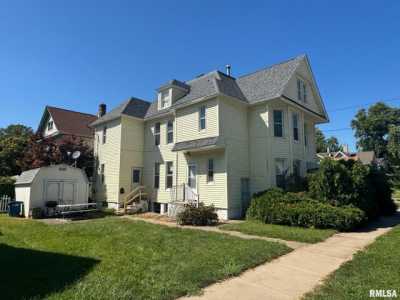 Home For Sale in Moline, Illinois