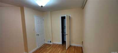 Home For Rent in Whitestone, New York