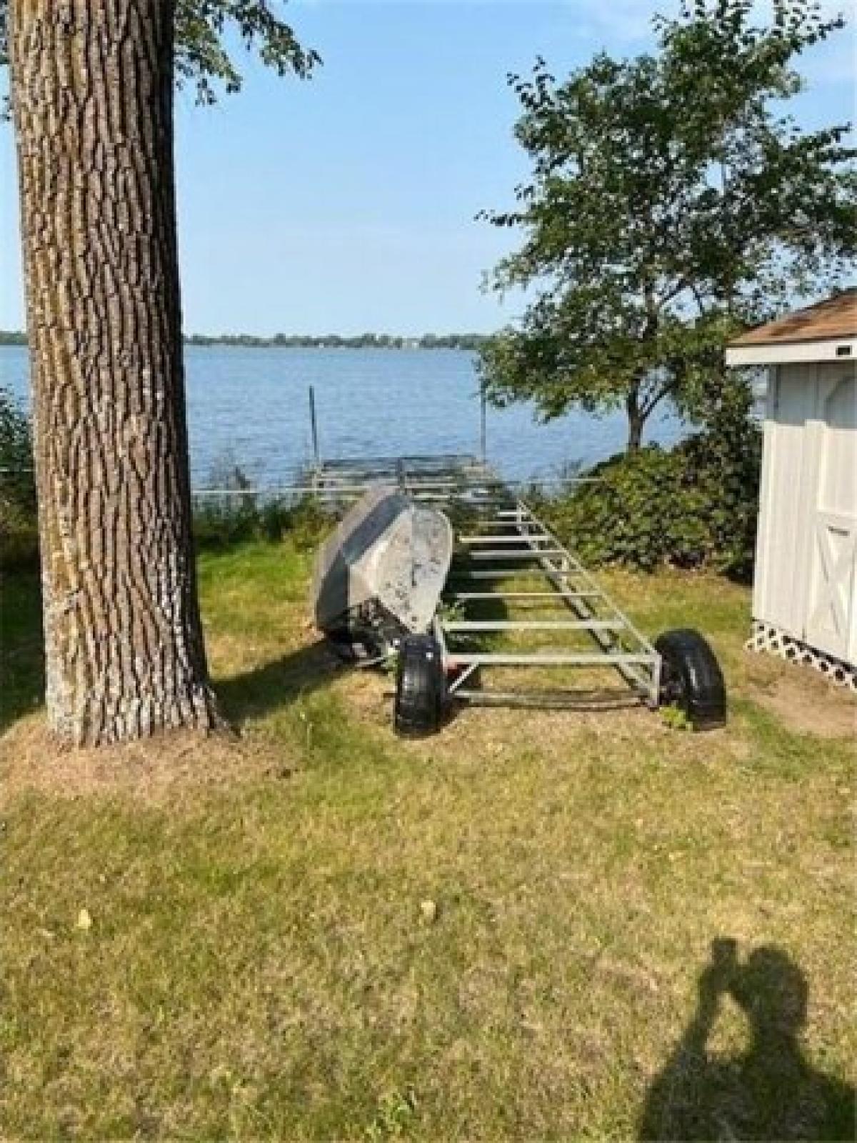 Picture of Home For Sale in Waverly, Minnesota, United States