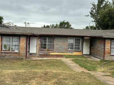 Home For Sale in Denison, Texas