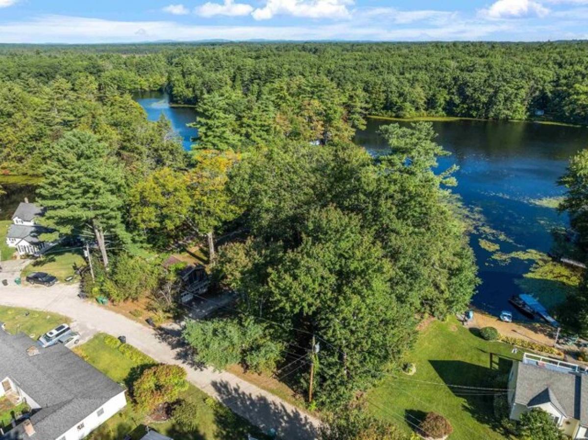 Picture of Home For Sale in East Kingston, New Hampshire, United States