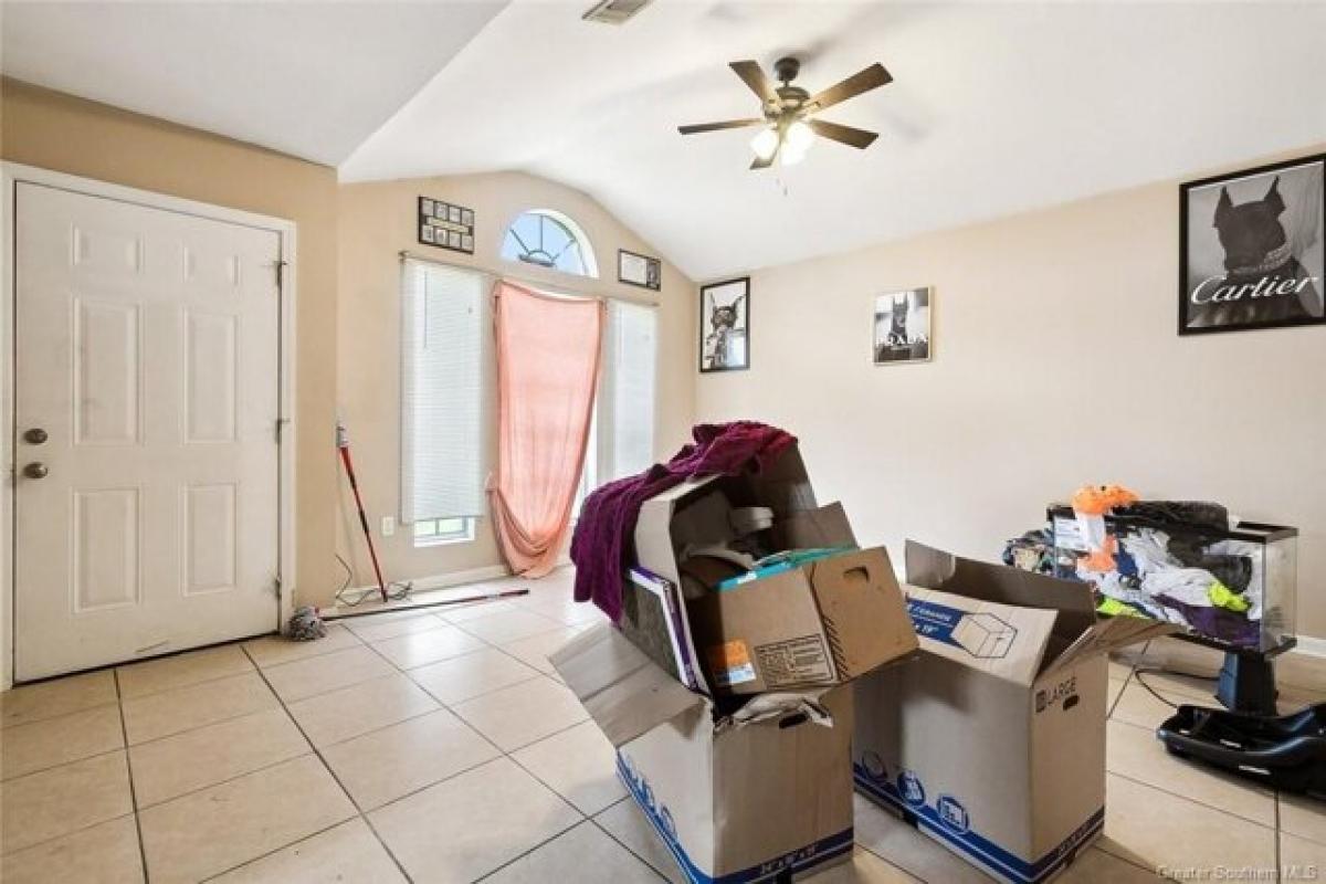 Picture of Home For Sale in Chalmette, Louisiana, United States