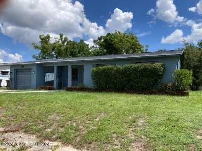 Home For Sale in Titusville, Florida