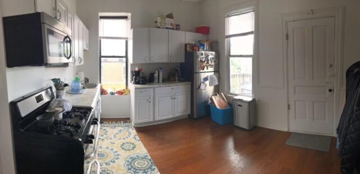 Picture of Home For Rent in Chicago, Illinois, United States