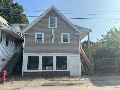 Home For Sale in Farmington, New Hampshire