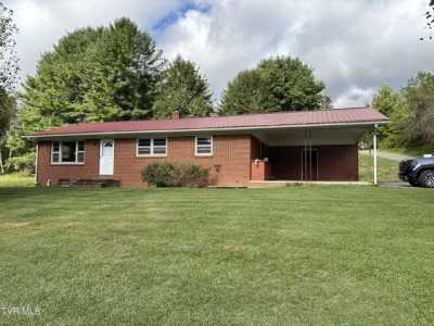 Home For Sale in Mountain City, Tennessee