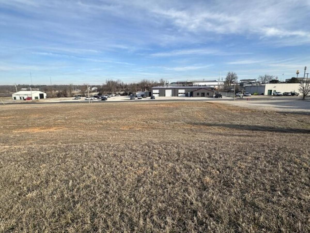 Picture of Residential Land For Sale in Mountain Grove, Missouri, United States