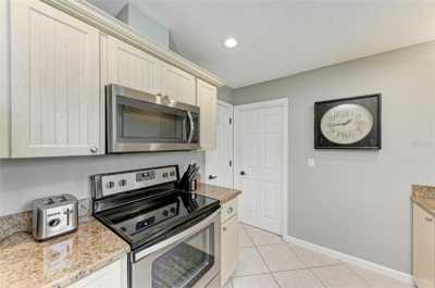 Home For Sale in Sarasota, Florida