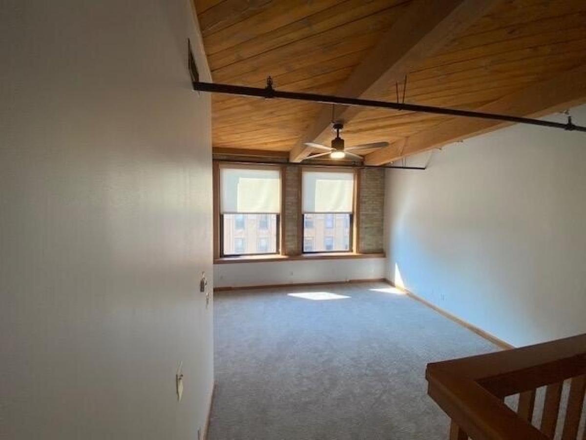 Picture of Home For Rent in Milwaukee, Wisconsin, United States