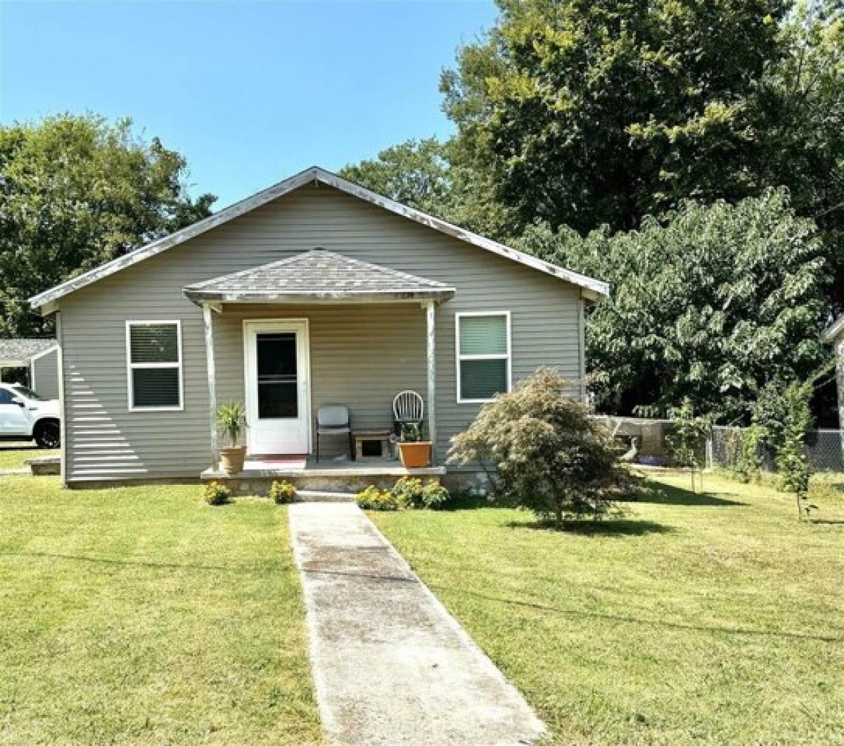 Picture of Home For Sale in Bowling Green, Kentucky, United States