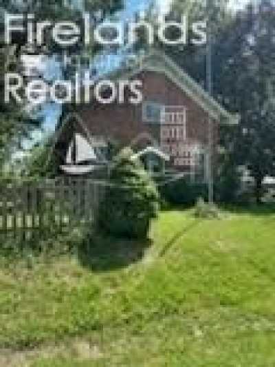 Home For Sale in Huron, Ohio