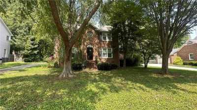 Home For Sale in Greensboro, North Carolina