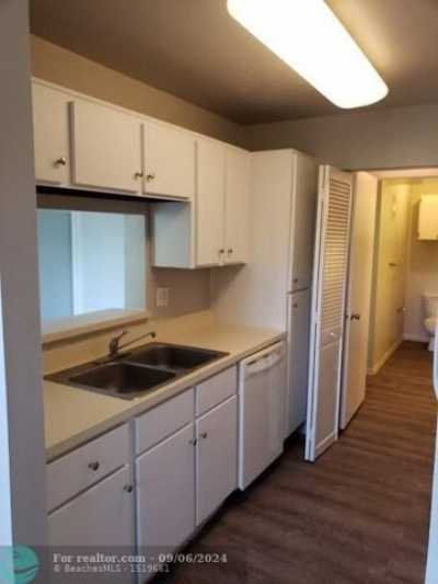 Home For Rent in Sunrise, Florida