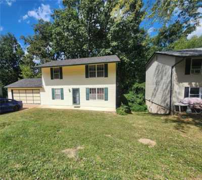 Home For Sale in Fenton, Missouri