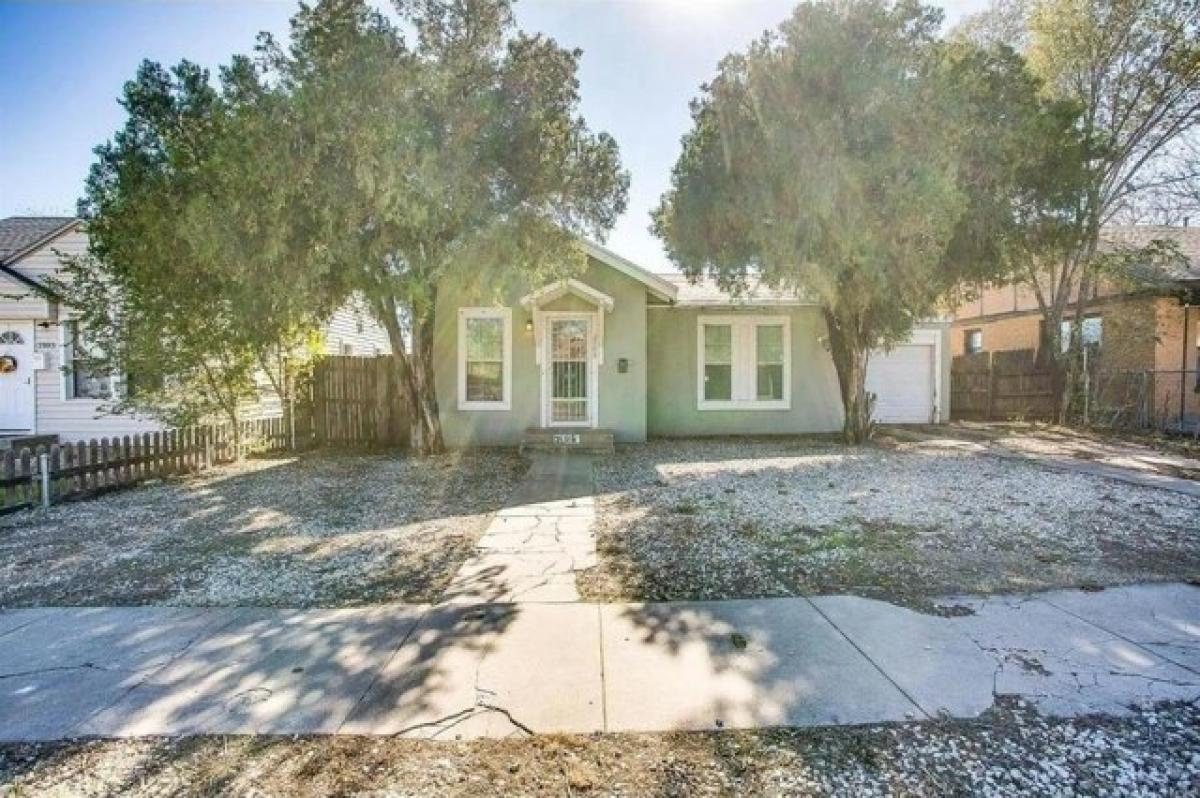 Picture of Home For Sale in Lubbock, Texas, United States