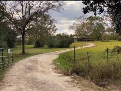 Home For Sale in Carriere, Mississippi